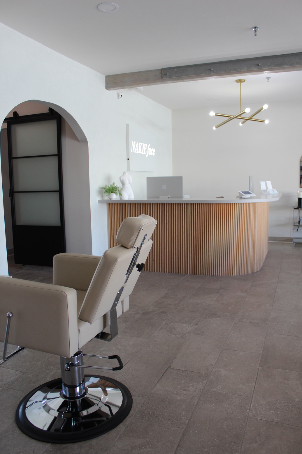 Nakie Face boutique interior